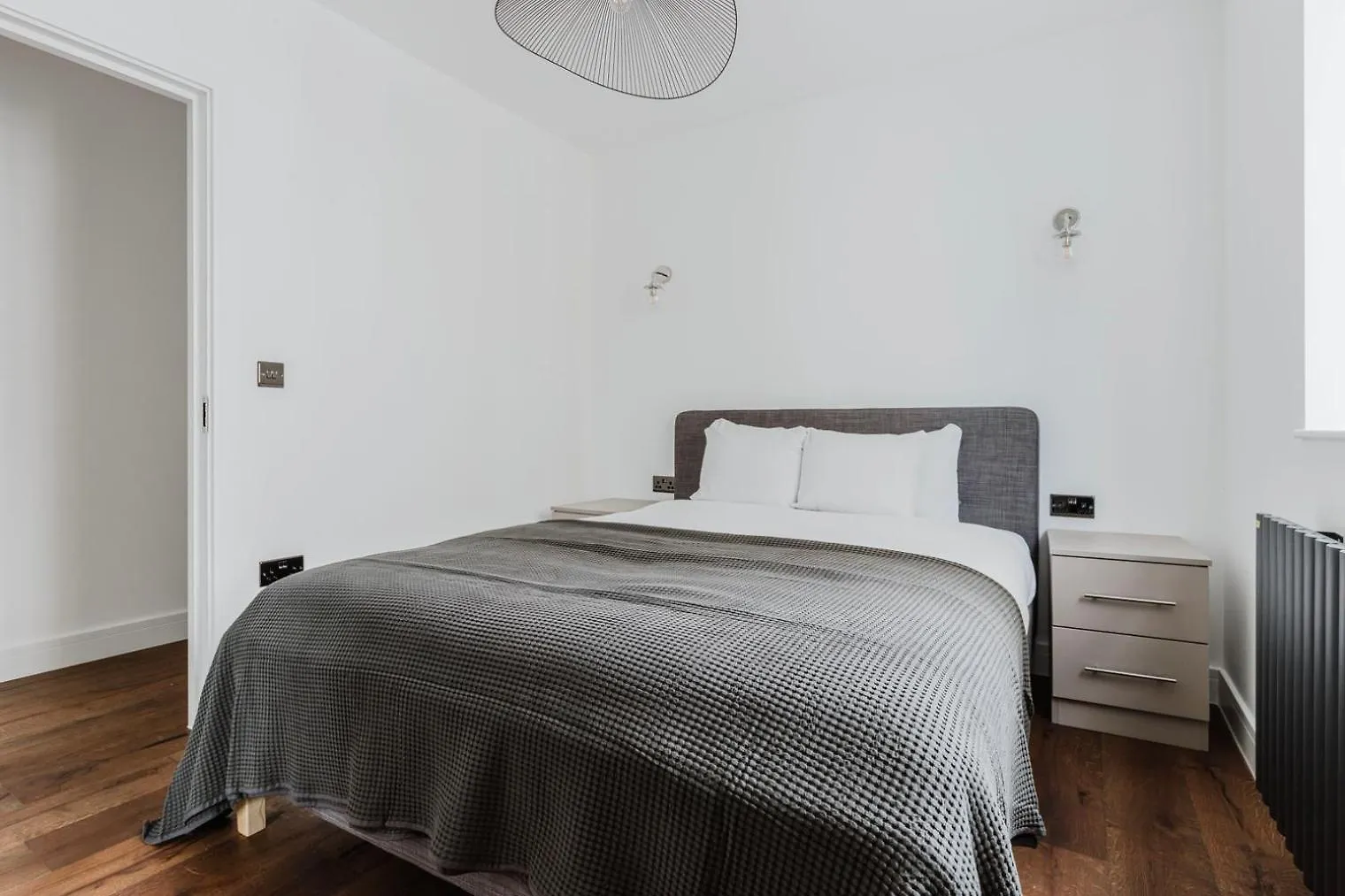 Blueground Whitechapel Balcony Nr Shops Bars Lon-569 Apartment London