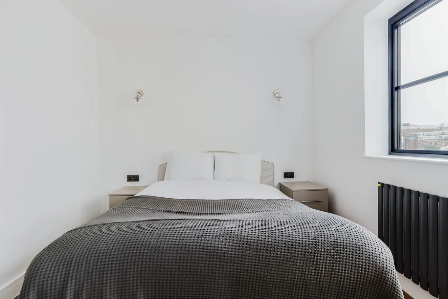 Blueground Whitechapel Balcony Nr Shops Bars Lon-569 Apartment London
